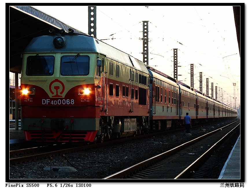 DF4D 0068.jpg